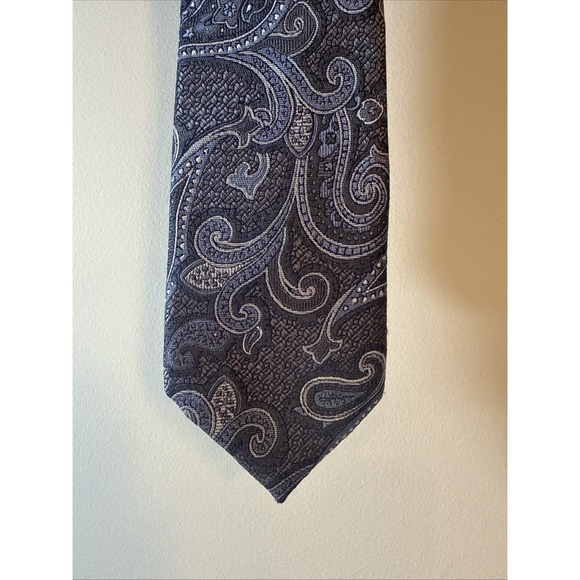 Joseph Abboud 100% Silk Tie Blue/Silver Paisley - Made In Italy - Picture 1 of 4